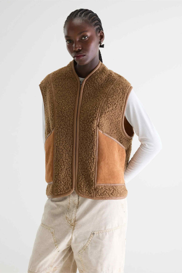 BELLEROSEJINASSLEEVELESSJACKET_COMBOA_1